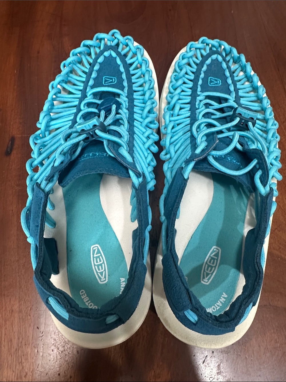 Keen Uneek Two-Tone Teal and Aqua Rope Sandals - Picture 8 of 8
